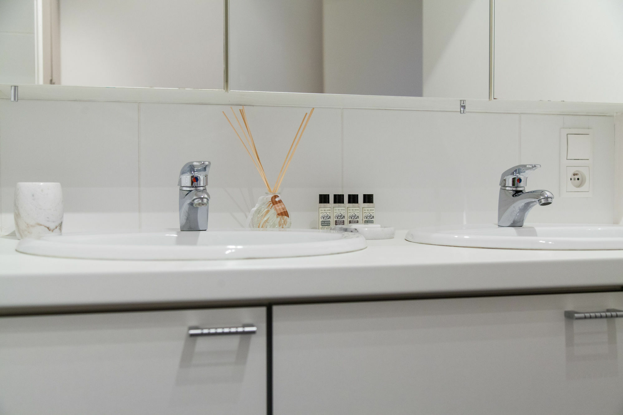 Sweet Inn Apartments - Germoir * Brussels
