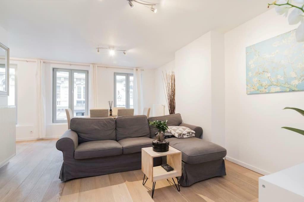 @grand Place, 80m Modern & Cozy Lejlighed *