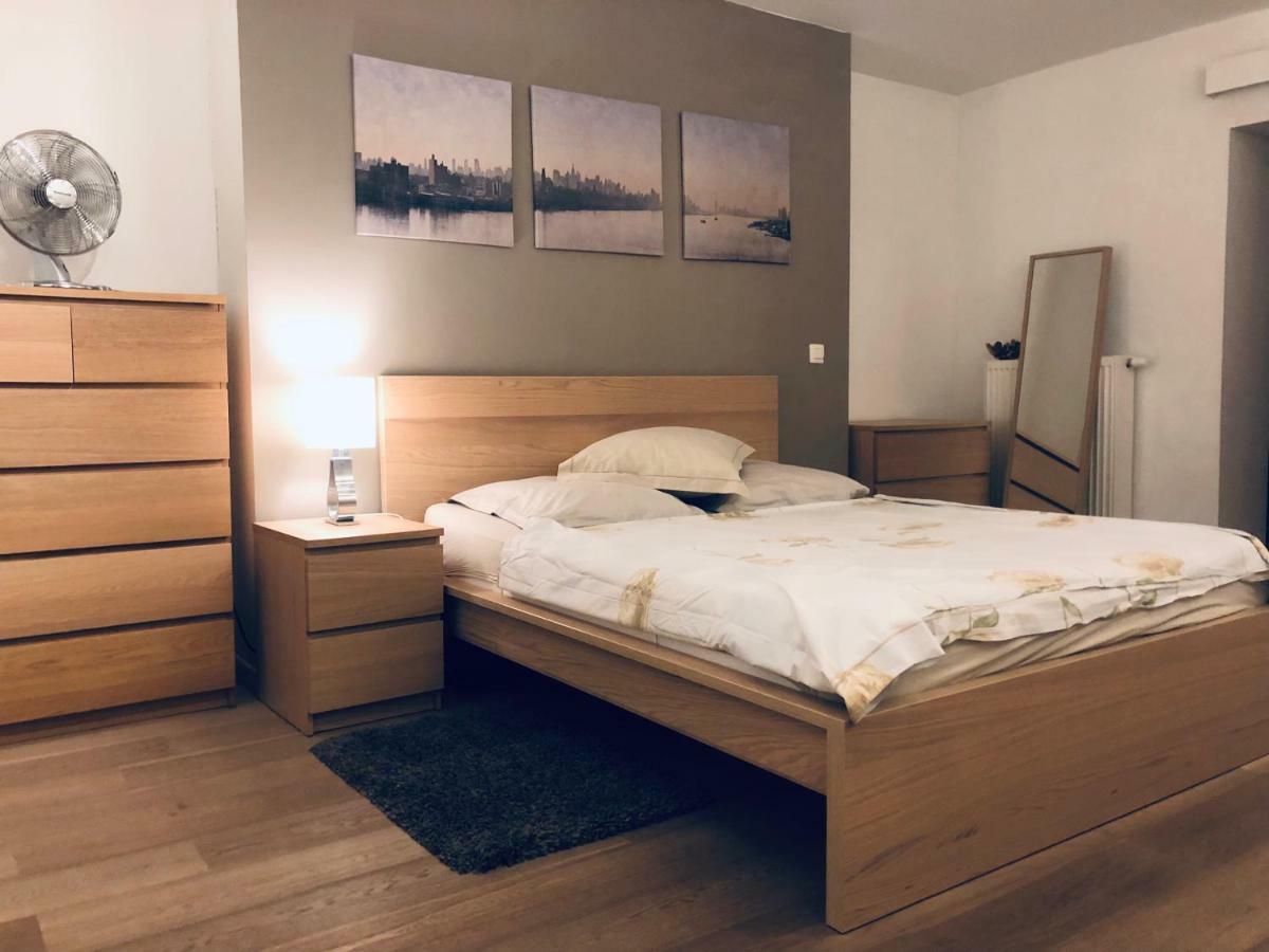 @grand Place, 80m Modern & Cozy *