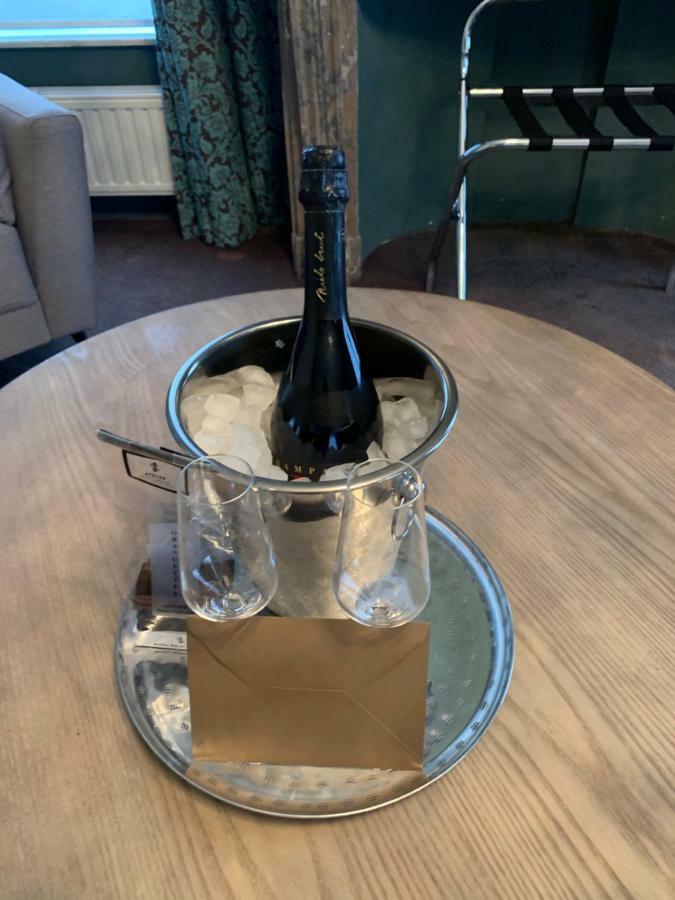 Bed & Breakfast Fish Market 3*