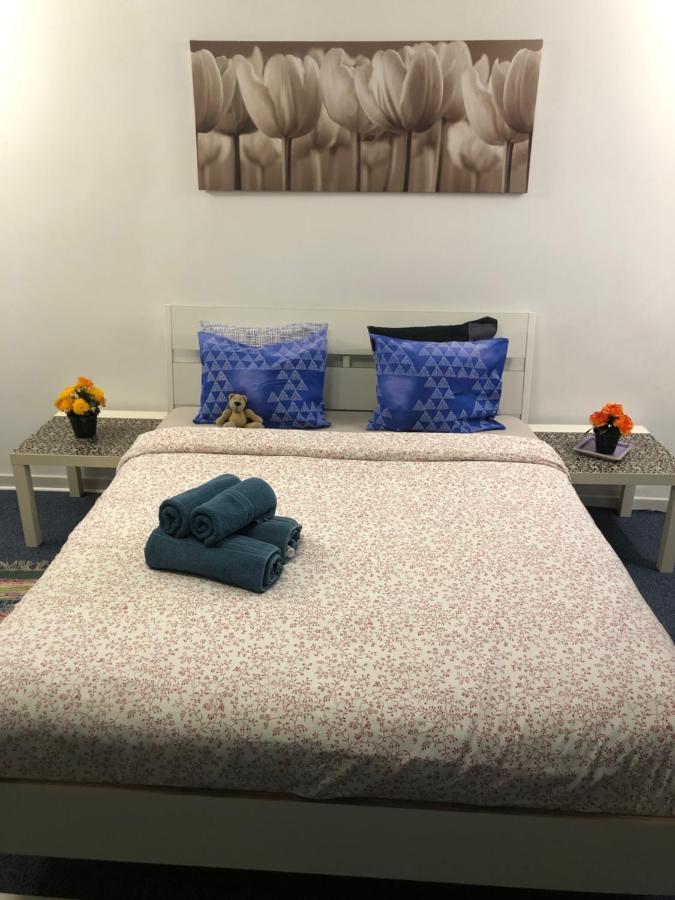 Bed & Breakfast Ambiorix Birch House Brussel